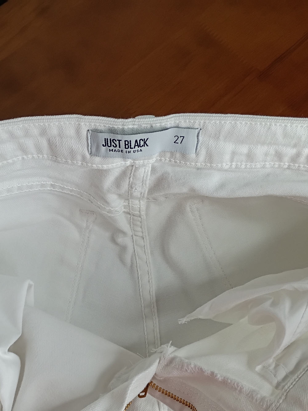 Just Black Women's White Denim Shorts - Picture 11 of 13
